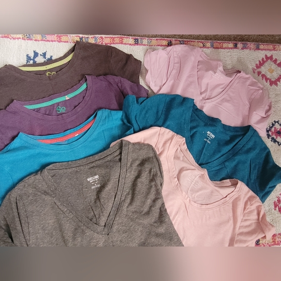 7 Junior Tee Shirts - Picture 1 of 11